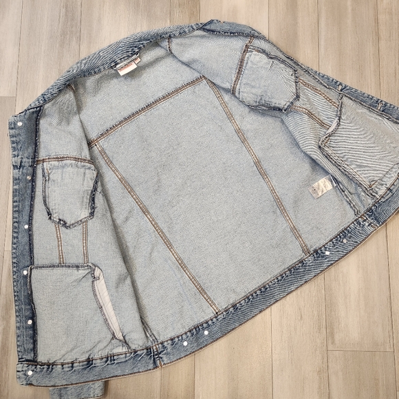 Nickelodeon jean jacket women's XL graphic print Made 90s Rugrets nostalgic blue - Picture 13 of 14